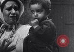 Standbild Israelische Soldaten besetzen palästinensischen Stadt in 1948 Israel, 1948, aus Sekunde 54 historischem Filmmaterial Videoclip 65675035701