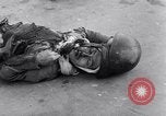 Standbild Israelische Soldaten besetzen palästinensischen Stadt in 1948 Israel, 1948, aus Sekunde 62 historischem Filmmaterial Videoclip 65675035701