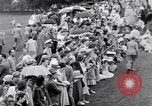 Standbild Truman administration Golf spielen mit Berühmtheiten Chevy Chase Maryland USA, 1948, aus Sekunde 32 historischem Filmmaterial Videoclip 65675035702