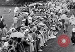 Standbild Truman administration Golf spielen mit Berühmtheiten Chevy Chase Maryland USA, 1948, aus Sekunde 33 historischem Filmmaterial Videoclip 65675035702