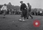 Standbild Truman administration Golf spielen mit Berühmtheiten Chevy Chase Maryland USA, 1948, aus Sekunde 52 historischem Filmmaterial Videoclip 65675035702