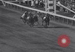Standbild Preakness Stakes gewonnen durch Zitat mit Jockey Arcaro bis Baltimore Maryland USA, 1948, aus Sekunde 19 historischem Filmmaterial Videoclip 65675035703