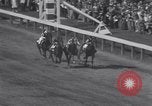 Standbild Preakness Stakes gewonnen durch Zitat mit Jockey Arcaro bis Baltimore Maryland USA, 1948, aus Sekunde 20 historischem Filmmaterial Videoclip 65675035703