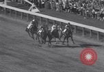 Standbild Preakness Stakes gewonnen durch Zitat mit Jockey Arcaro bis Baltimore Maryland USA, 1948, aus Sekunde 21 historischem Filmmaterial Videoclip 65675035703
