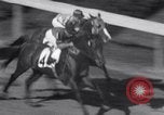 Standbild Preakness Stakes gewonnen durch Zitat mit Jockey Arcaro bis Baltimore Maryland USA, 1948, aus Sekunde 29 historischem Filmmaterial Videoclip 65675035703
