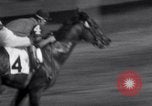 Standbild Preakness Stakes gewonnen durch Zitat mit Jockey Arcaro bis Baltimore Maryland USA, 1948, aus Sekunde 34 historischem Filmmaterial Videoclip 65675035703