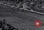 Standbild Preakness Stakes gewonnen durch Zitat mit Jockey Arcaro bis Baltimore Maryland USA, 1948, aus Sekunde 47 historischem Filmmaterial Videoclip 65675035703