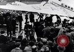 Standbild Neville Chamberlain behebt Tschechoslowakischen problem London England Vereinigtes Königreich, 1938, aus Sekunde 10 historischem Filmmaterial Videoclip 65675035704