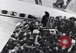 Standbild Neville Chamberlain Abfahrt für München London England Vereinigtes Königreich, 1938, aus Sekunde 9 historischem Filmmaterial Videoclip 65675035705