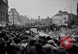 Standbild Winston und Lady Churchill besuchen bombardiert Bereich in Plymouth England Plymouth England, 1942, aus Sekunde 11 historischem Filmmaterial Videoclip 65675035709