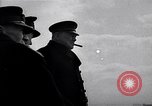 Standbild Winston und Lady Churchill besuchen bombardiert Bereich in Plymouth England Plymouth England, 1942, aus Sekunde 40 historischem Filmmaterial Videoclip 65675035709