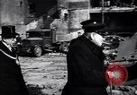 Image Winston Churchill zone bombardée de Grande-Bretagne de visite Royaume-Uni, 1942, de la seconde 5 séquences d'archives historiques vidéo 65675035710