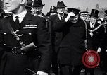 Image Winston Churchill zone bombardée de Grande-Bretagne de visite Royaume-Uni, 1942, de la seconde 40 séquences d'archives historiques vidéo 65675035710
