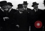 Image Neville Chamberlain mouches de Londres à Munich London England Royaume-Uni, 1938, de la seconde 4 séquences d'archives historiques vidéo 65675035711