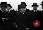 Image Neville Chamberlain mouches de Londres à Munich London England Royaume-Uni, 1938, de la seconde 9 séquences d'archives historiques vidéo 65675035711