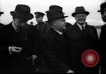 Image Neville Chamberlain mouches de Londres à Munich London England Royaume-Uni, 1938, de la seconde 10 séquences d'archives historiques vidéo 65675035711