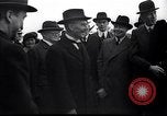 Image Neville Chamberlain mouches de Londres à Munich London England Royaume-Uni, 1938, de la seconde 13 séquences d'archives historiques vidéo 65675035711