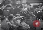 Image Neville Chamberlain mouches de Londres à Munich London England Royaume-Uni, 1938, de la seconde 38 séquences d'archives historiques vidéo 65675035711