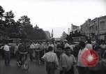 Standbild iranischen Demonstration für die Verstaatlichung der Anglo-Iranian Oil Company Teheran Iran, 1951, aus Sekunde 19 historischem Filmmaterial Videoclip 65675035719