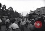 Standbild iranischen Demonstration für die Verstaatlichung der Anglo-Iranian Oil Company Teheran Iran, 1951, aus Sekunde 21 historischem Filmmaterial Videoclip 65675035719