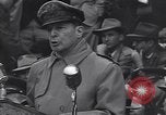 Standbild Douglas MacArthur Rede Jackson Mississippi USA, 1952, aus Sekunde 3 historischem Filmmaterial Videoclip 65675035732