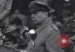 Standbild Douglas MacArthur Rede Jackson Mississippi USA, 1952, aus Sekunde 15 historischem Filmmaterial Videoclip 65675035732