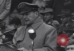Standbild Douglas MacArthur Rede Jackson Mississippi USA, 1952, aus Sekunde 44 historischem Filmmaterial Videoclip 65675035732