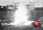 Standbild Missile Flight Test Peenemunde Deutschland, 1942, aus Sekunde 12 historischem Filmmaterial Videoclip 65675035734