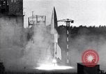 Standbild Missile Flight Test Peenemunde Deutschland, 1942, aus Sekunde 31 historischem Filmmaterial Videoclip 65675035734
