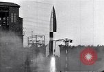 Standbild Missile Flight Test Peenemunde Deutschland, 1942, aus Sekunde 32 historischem Filmmaterial Videoclip 65675035734