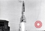 Standbild Missile Flight Test Peenemunde Deutschland, 1942, aus Sekunde 33 historischem Filmmaterial Videoclip 65675035734