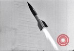 Standbild Missile Flight Test Peenemunde Deutschland, 1942, aus Sekunde 35 historischem Filmmaterial Videoclip 65675035734