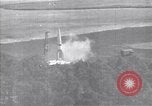 Standbild Missile Flight Test Peenemunde Deutschland, 1942, aus Sekunde 58 historischem Filmmaterial Videoclip 65675035734
