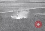 Standbild Missile Flight Test Peenemunde Deutschland, 1942, aus Sekunde 59 historischem Filmmaterial Videoclip 65675035734