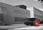 Immagine di Teckna Plastica e Kimble Glass Company Long Island New York USA, 1945, secondo 7 filmato di repertorio 65675035748