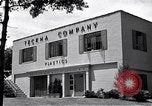 Immagine di Teckna Plastica e Kimble Glass Company Long Island New York USA, 1945, secondo 31 filmato di repertorio 65675035748