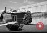Immagine di Teckna Plastica e Kimble Glass Company Long Island New York USA, 1945, secondo 54 filmato di repertorio 65675035748