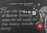 Standbild wicklung der Thread auf Spulen einer Mühle United States USA, 1920, aus Sekunde 12 historischem Filmmaterial Videoclip 65675035760
