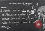Standbild wicklung der Thread auf Spulen einer Mühle United States USA, 1920, aus Sekunde 14 historischem Filmmaterial Videoclip 65675035760