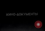 Immagine di Lenin con Mikhail Kalinin Mosca Russia, 1918, secondo 3 filmato di repertorio 65675035763
