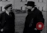 Immagine di Lenin con Mikhail Kalinin Mosca Russia, 1918, secondo 31 filmato di repertorio 65675035763