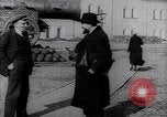 Immagine di Lenin con Mikhail Kalinin Mosca Russia, 1918, secondo 47 filmato di repertorio 65675035763
