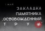 Standbild Lenins Anhänger Russland, 1920, aus Sekunde 4 historischem Filmmaterial Videoclip 65675035765
