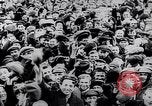 Standbild Lenins Anhänger Russland, 1920, aus Sekunde 8 historischem Filmmaterial Videoclip 65675035765