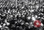 Standbild Lenins Anhänger Russland, 1920, aus Sekunde 21 historischem Filmmaterial Videoclip 65675035765
