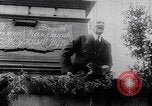 Standbild Lenins Anhänger Russland, 1920, aus Sekunde 24 historischem Filmmaterial Videoclip 65675035765