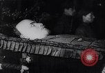 Standbild Lenins Beerdigung Moskau Russland Sowjetunion, 1924, aus Sekunde 36 historischem Filmmaterial Videoclip 65675035768