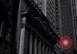 Image Sites de New York et de Wall Street New York City USA, 1942, de la seconde 18 séquences d'archives historiques vidéo 65675035774