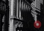 Immagine di New York City Hall e NYSE New York United States USA, 1942, secondo 46 filmato di repertorio 65675035776