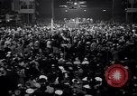 Image foule après Herbert Hoover Discours Cleveland Ohio USA, 1936, de la seconde 16 séquences d'archives historiques vidéo 65675035790